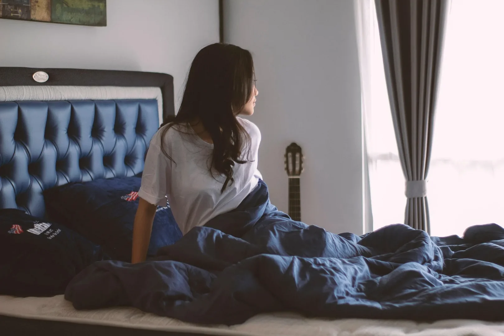 挿入障害に悩んでいる様子の女性