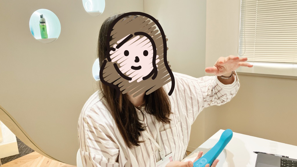 アオナミのコンセプトを説明するアイリンさん